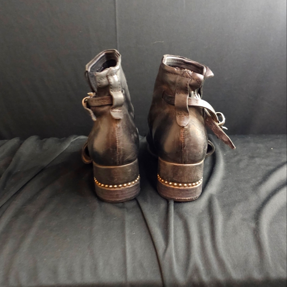 AS98 Morgan booties size 8